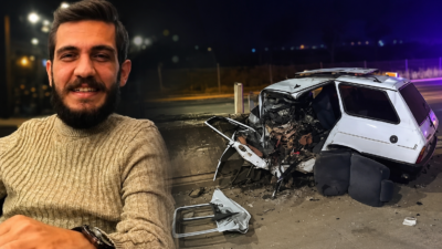 Otoyol gişelerindeki feci kazada can verdi Adana’nın Ceyhan ilçesinde sürücüsünün kontrolünü kaybettiği otomobil, otoyol gişelerinin beton bariyerine çarptı.