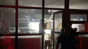 Özel okul kantininde korkutan yangın