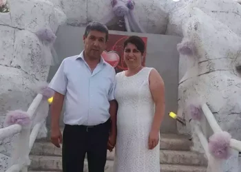 Polis memuru eşine kurşun yağdırdı