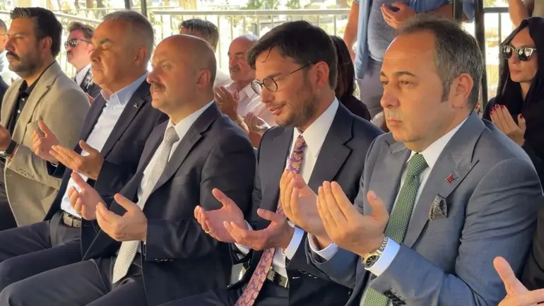 Recep Yazicioglu Soke’de mezari basinda anildi (2) Recep Yazicioglu Soke’de mezari basinda anildi (2)