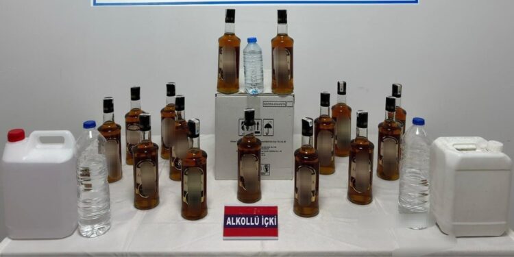 Söke’de kaçak alkolle yakalandı
