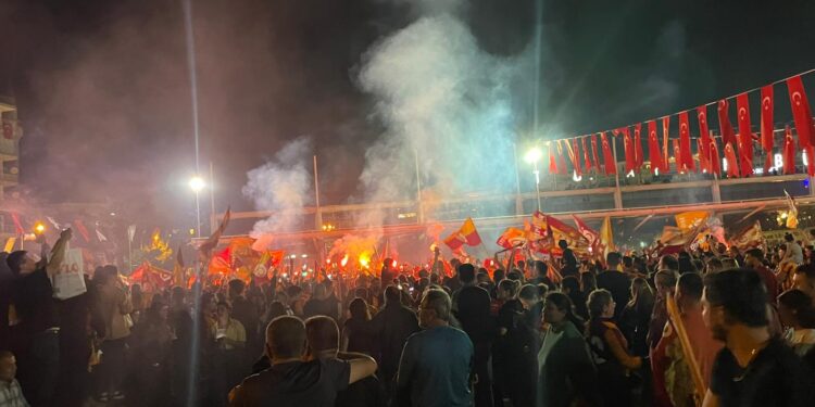 Sarı Kırmızı coşku Aydın’ı sardı (2)