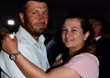 Serinlemek için girdiği gölette boğuldu