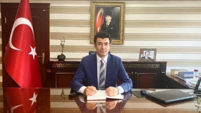 Silahla vurulan vali yardımcısı hayatını kaybetti Afyonkarahisar Vali Yardımcısı ve İl Özel İdaresi Genel Sekreteri İhsan