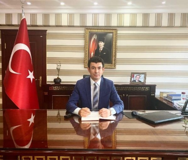 Silahla vurulan vali yardımcısı hayatını kaybetti Afyonkarahisar Vali Yardımcısı ve İl Özel İdaresi Genel Sekreteri İhsan
