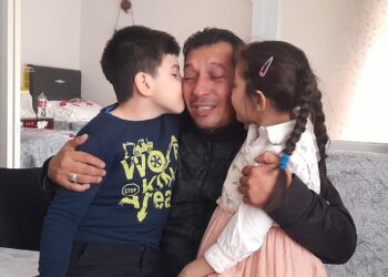 Önce birlikte yaşadığı kadından, şimdide çocuklarından oldu