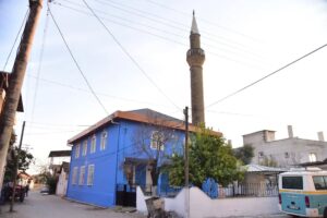 Aydın’ın İncirliova ilçesine bağlı Sınırteke Mahallesi Camisi, belediye ekipleri tarafından