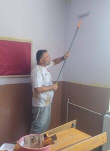 Aydın’ın Söke ilçesinde sınıf öğretmeni İsmail Kırlı, yeni eğitim yılı
