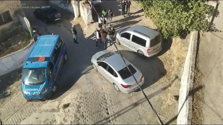 Söke’de otomobile EYP saldırısında 2 tutuklama Aydın'ın Söke ilçesinde park halindeki otomobile el yapımı patlayıcı (EYP)