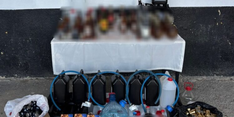 Söke’de sahte alkol operasyonu: 2 gözaltı