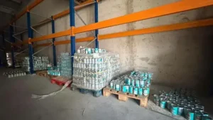 Söke’de tarihi geçmiş ürün deposuna baskın Söke’de tarihi geçmiş ürün deposuna baskın