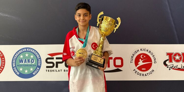 Sökeli minik şampiyondan büyük gurur