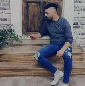 Denizli’nin Çivril ilçesinde, TIR’a arkadan çarpan otomobilin sürücüsü Tolga Adalı