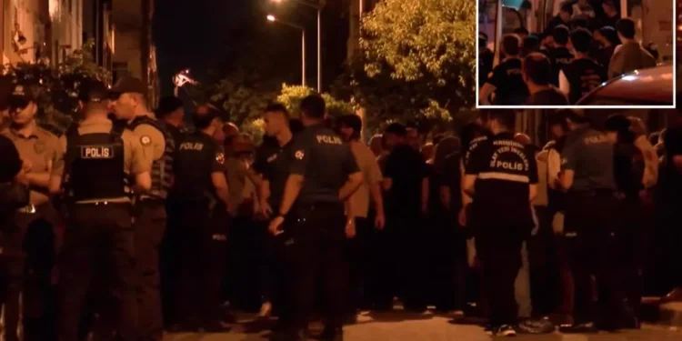 Tartıştığı annesini silahla vurarak öldürdü