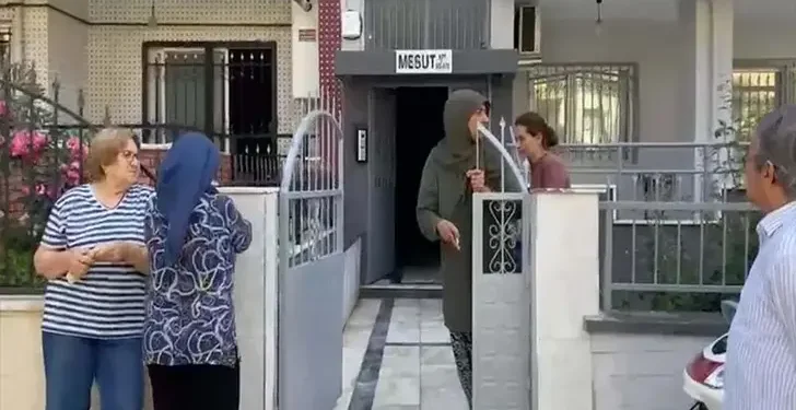 Tartıştığı boşanma aşamasındaki eşini öldürdü, kızını yaraladı