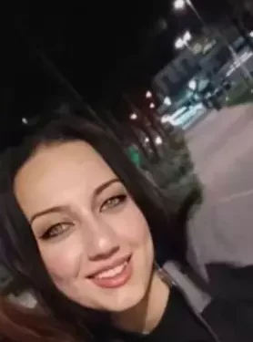 Tartıştığı kızını öldürdü, 18 saat başında bekledi