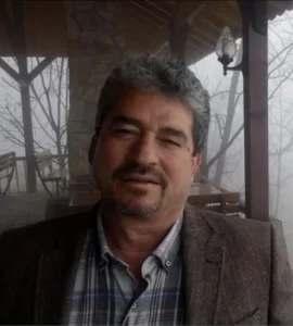 Tartıştığı kuzenini tabancayla öldürdü (1)