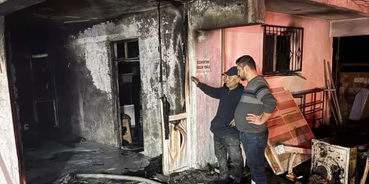 Tavuk çiftliğinde çıkan yangında 5 bin civciv öldü