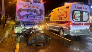 Temizlik aracına çarpıp hayatını kaybetti