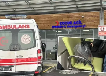 Ücretsiz dağıtılan çikolataları yiyen 20 öğrenci hastanelik oldu