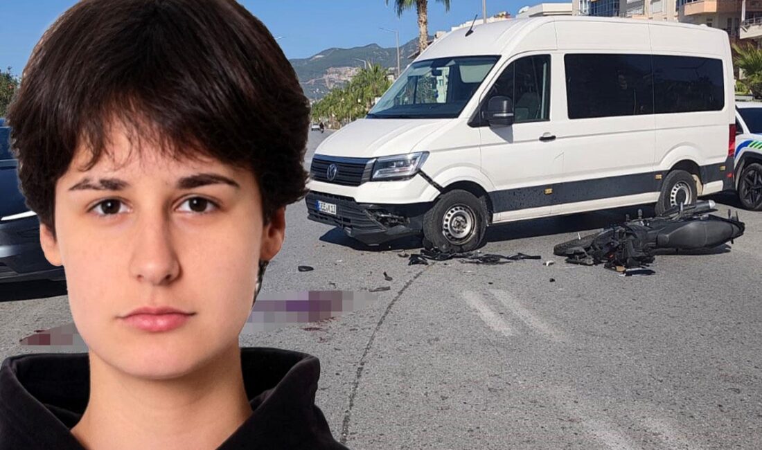 Antalya'nın Alanya ilçesinde minibüsle motosikletin çarpışması sonucu ağır yaralanan 20