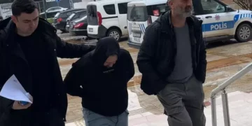 Uyuşturucuyla yakalanan şüphelilerden 1’i tutuklandı