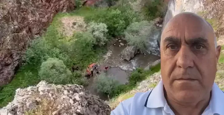 Vadi gezintisinde 30 metrelik uçurumdan düştü