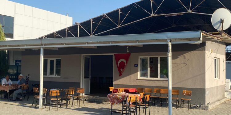 CHP’li Yaşar; Bizim ekmeğimizle oynadın sıra babama mı geldi