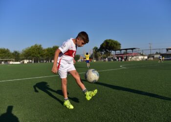 İncirliova’da Yaz Spor Okulları açıldı