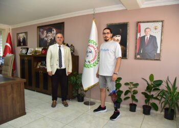  Berkay’ın bacak protezinin değişmesi için 160 bin TL lazım