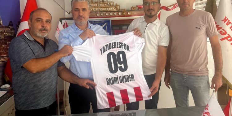 Yazıderespor’dan Gündem’e forma hediyesi