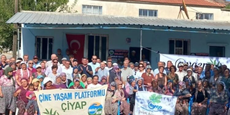 Ömerlerli vatandaşlar madene karşı ayaklandı