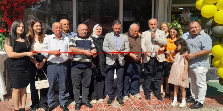 İncirliova’da Ege Müzik’ten görkemli açılış