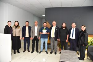 Kaya diş hekimlerinin günlerini kutladı