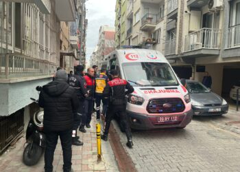 Sınır dışı edilen çocuklarının annesi dönmeyince intihara teşebbüs etti