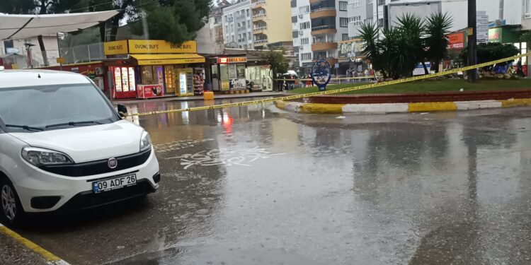 Aydın’da şüpheli çanta trafiği felç etti