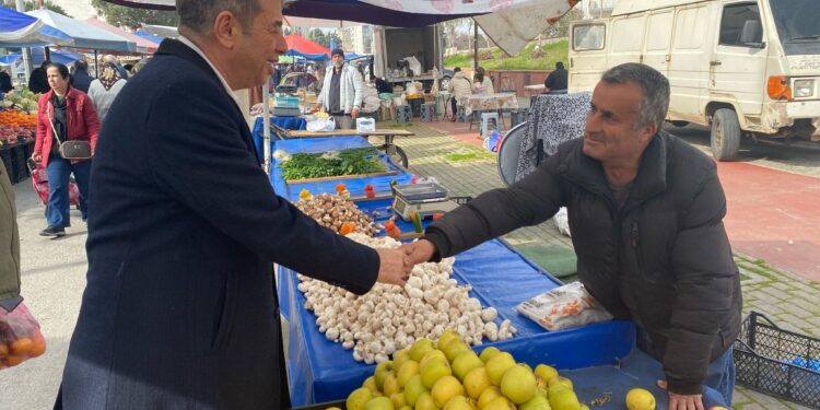 AYESOB Başkanı Künkcü, pazarcı esnafını ziyaret etti