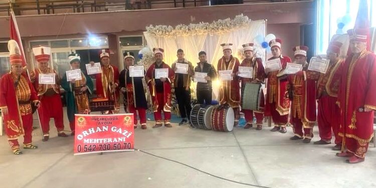 Mehteran ekibi teşekkür belgesi ile onure edildi