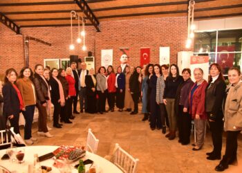 İncirliova'da kadın dayanışması için özel iftar