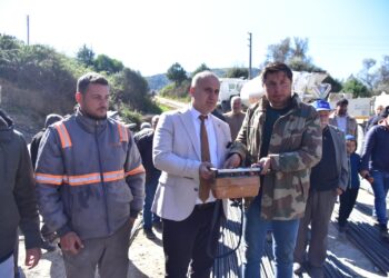 İncirliova’nın o mahallesinde köprü sevinci