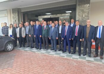 Efeler’de esnaf oda başkanları bayramlaştı