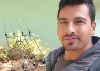 Yem kırma makinesine düşen işçi öldü