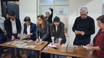 Yeni Parti Aydın İl Başkanlığı seçimi kapsamında İncirliova’da yapılan oy