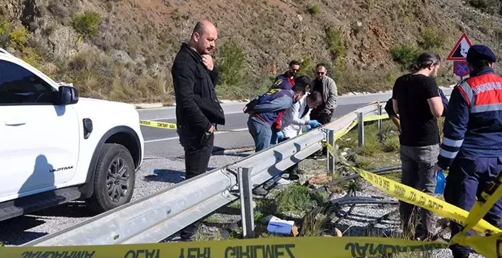 Yol kenarında cesedi bulundu eşi gözaltına alındı