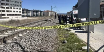 Yolcu treninin çarptığı kadın öldü