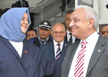 Zincirleme kazada eski bakanlar Koç ve Selçuk da yaralı