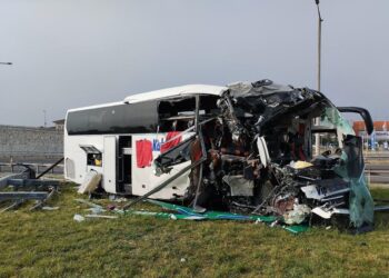 anadolu otoyolu nda otobus kazasi 13 yarali 20029428 1151 amp