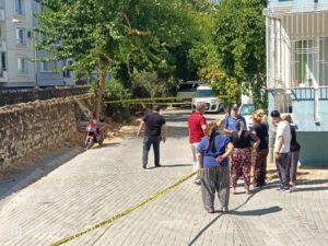 Aydın’ın Efeler İlçesinde bir süredir birlikte yaşadığı sevgilisinin kendisini terk