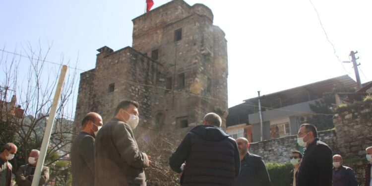 baskan kaplan cihanoglu kulesi halkin ziyaretine a 1614510025180
