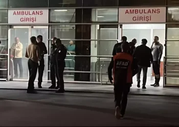 100 asker gıda zehirlenmesi şüphesiyle tedaviye alındı